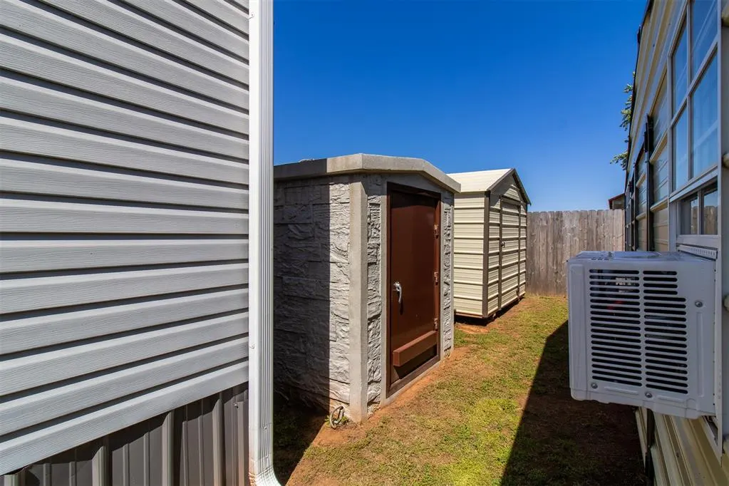 Photo 20 — 202 S Main Street, Carney, OK 74832