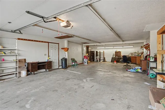Photo 6 — 1221 Hickory Street, Altus, OK 73521