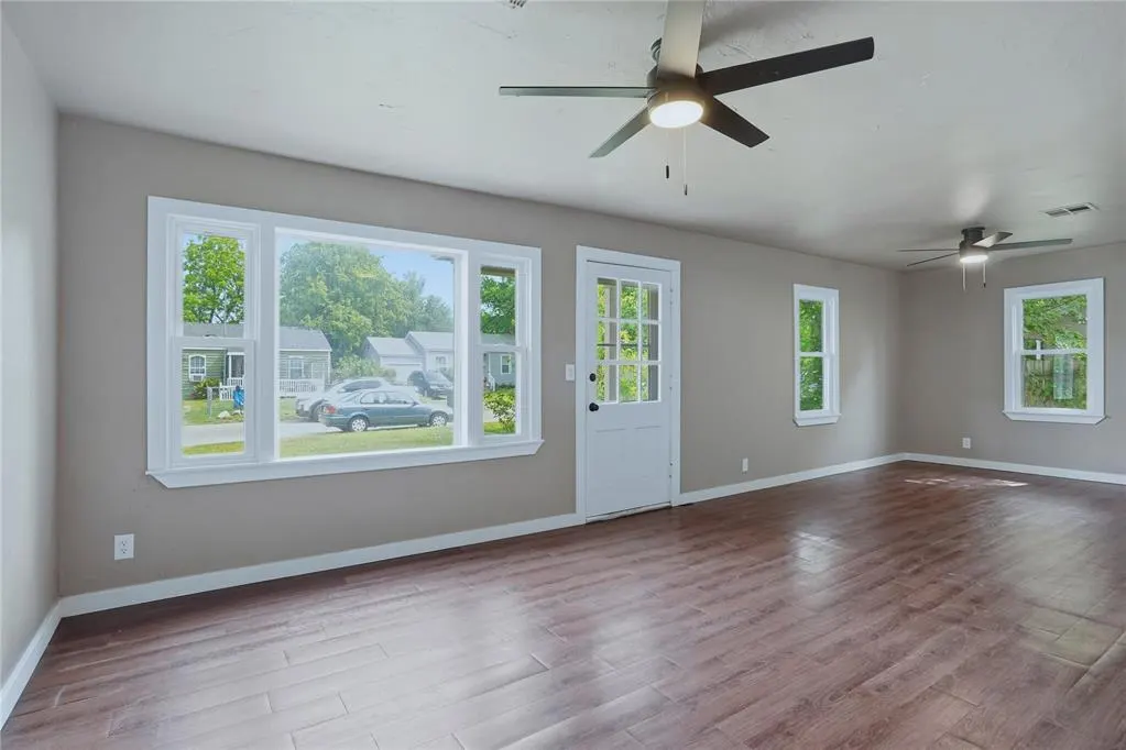 Photo 3 — 7222 NW 43rd Street, Bethany, OK 73008