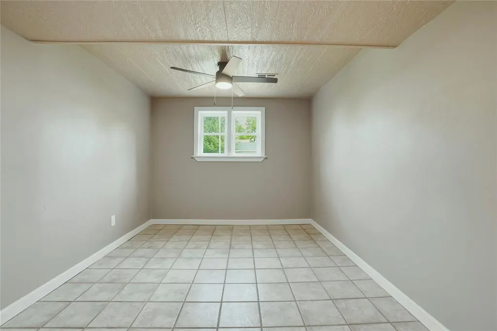 Photo 13 — 7222 NW 43rd Street, Bethany, OK 73008