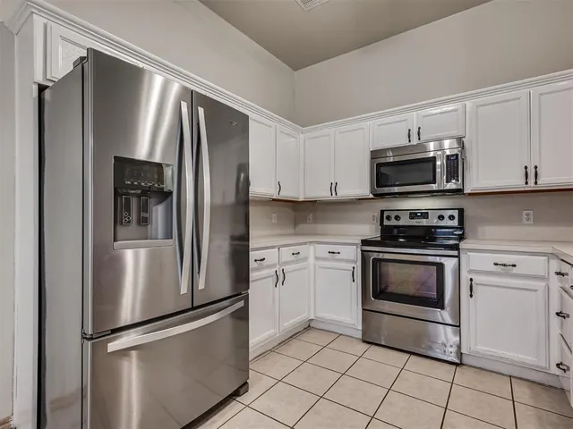 Photo 8 — 205 N Kelly Avenue, Edmond, OK 73003
