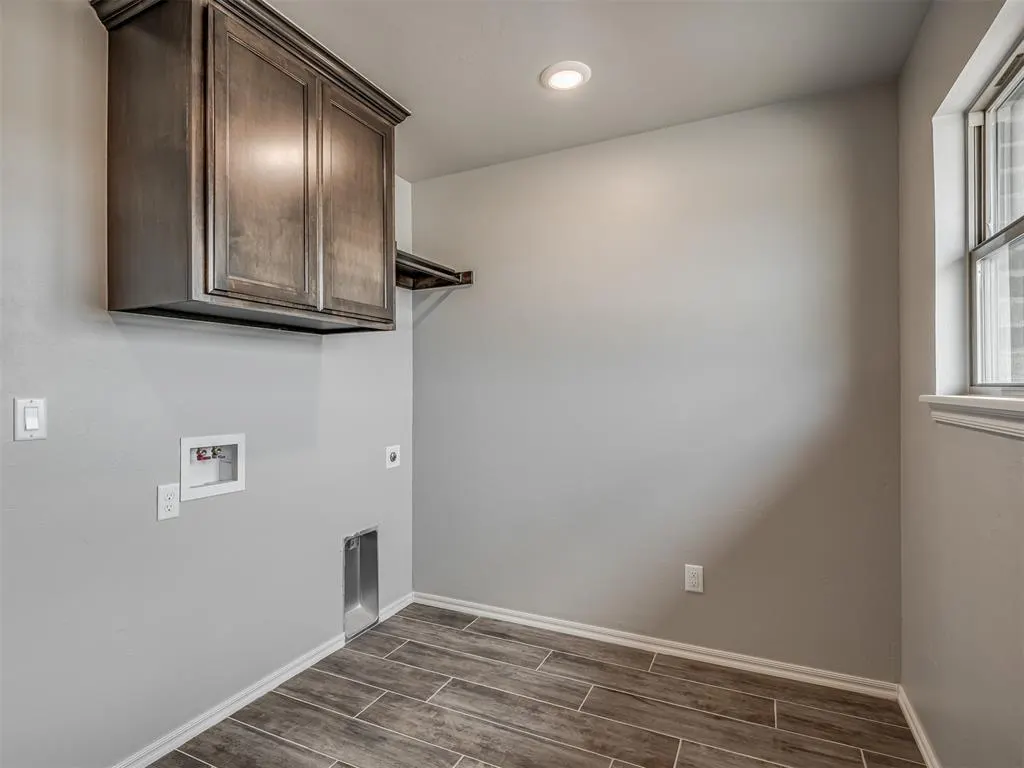 Photo 36 — 24949 Belmont Pass, Cashion, OK 73016