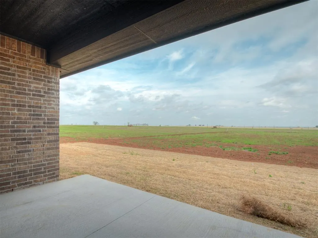 Photo 39 — 24949 Belmont Pass, Cashion, OK 73016