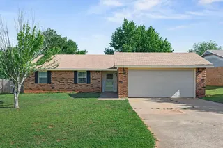 Sold home at 1716 E Shady Creek Drive