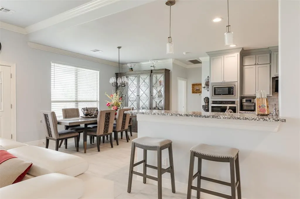 Photo 11 — 3101 Drake Crest Drive, Edmond, OK 73034