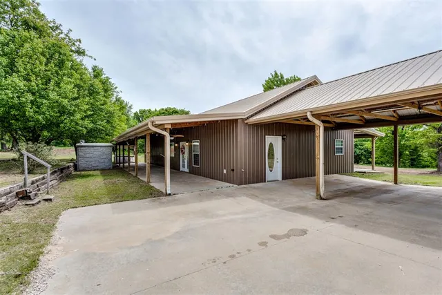 Photo 3 — 36003 45th Street, Shawnee, OK 74804