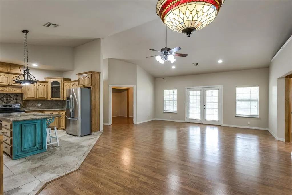 Photo 7 — 36003 45th Street, Shawnee, OK 74804