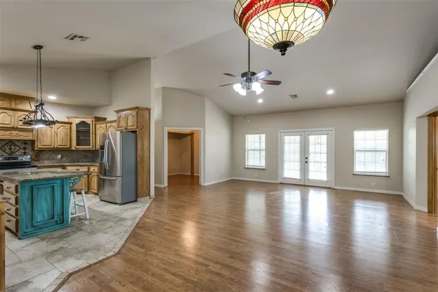 Photo 7 — 36003 45th Street, Shawnee, OK 74804