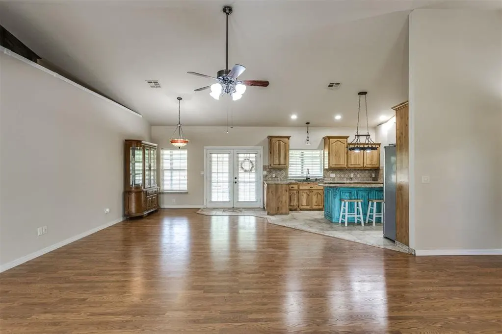 Photo 10 — 36003 45th Street, Shawnee, OK 74804