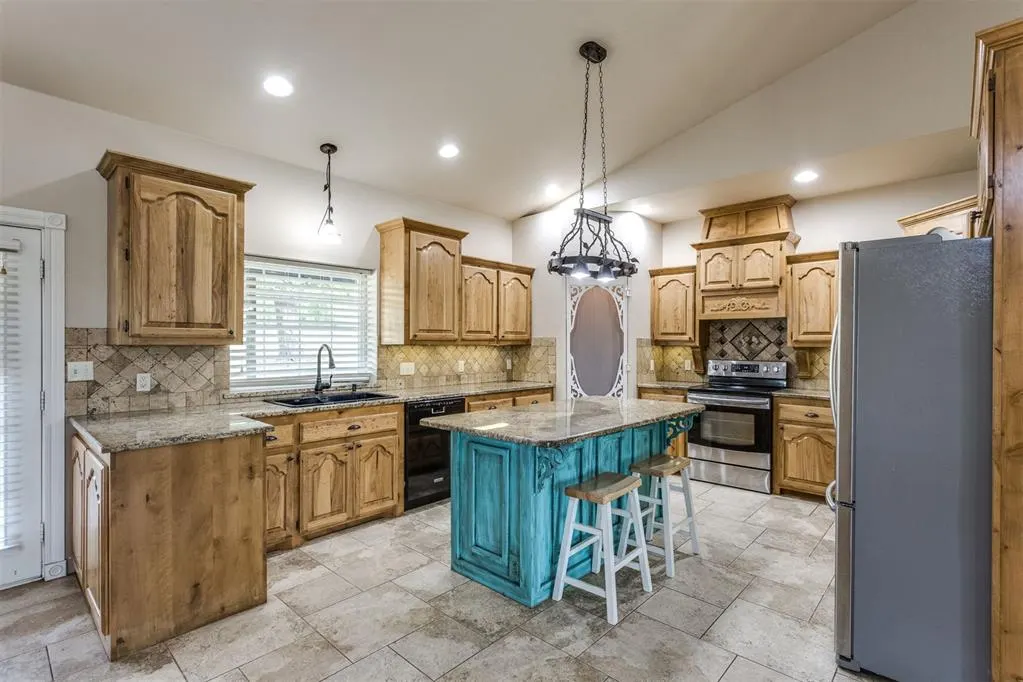 Photo 13 — 36003 45th Street, Shawnee, OK 74804