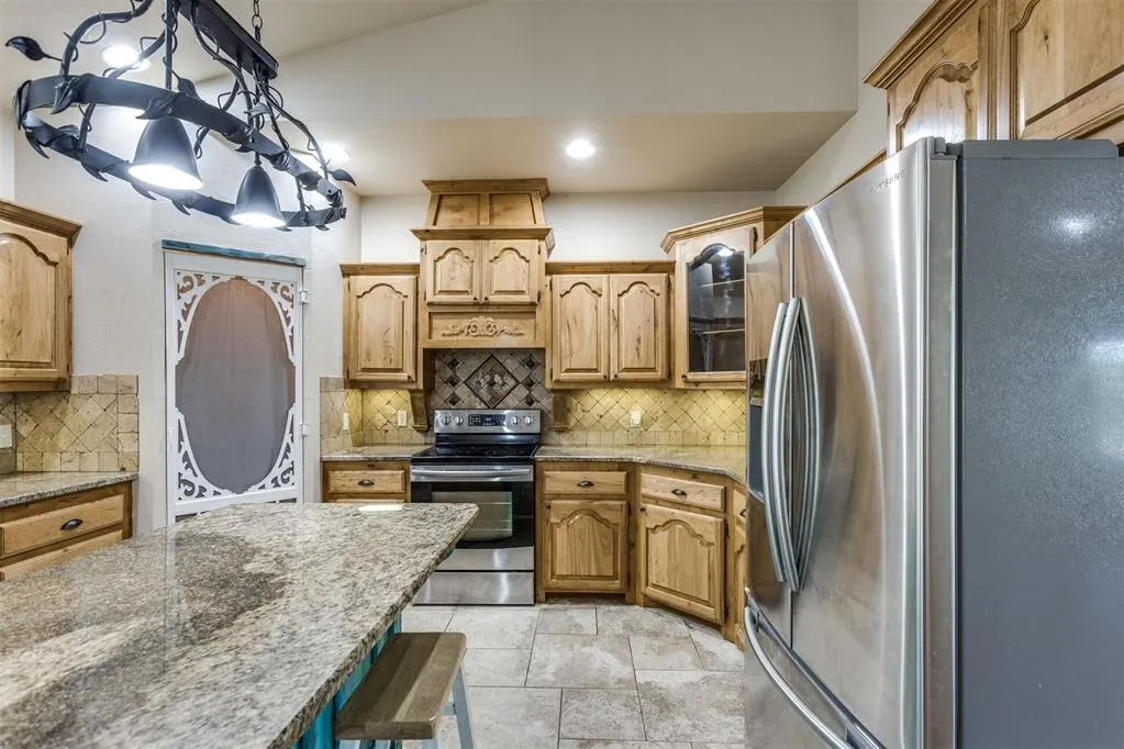 Photo 17 — 36003 45th Street, Shawnee, OK 74804