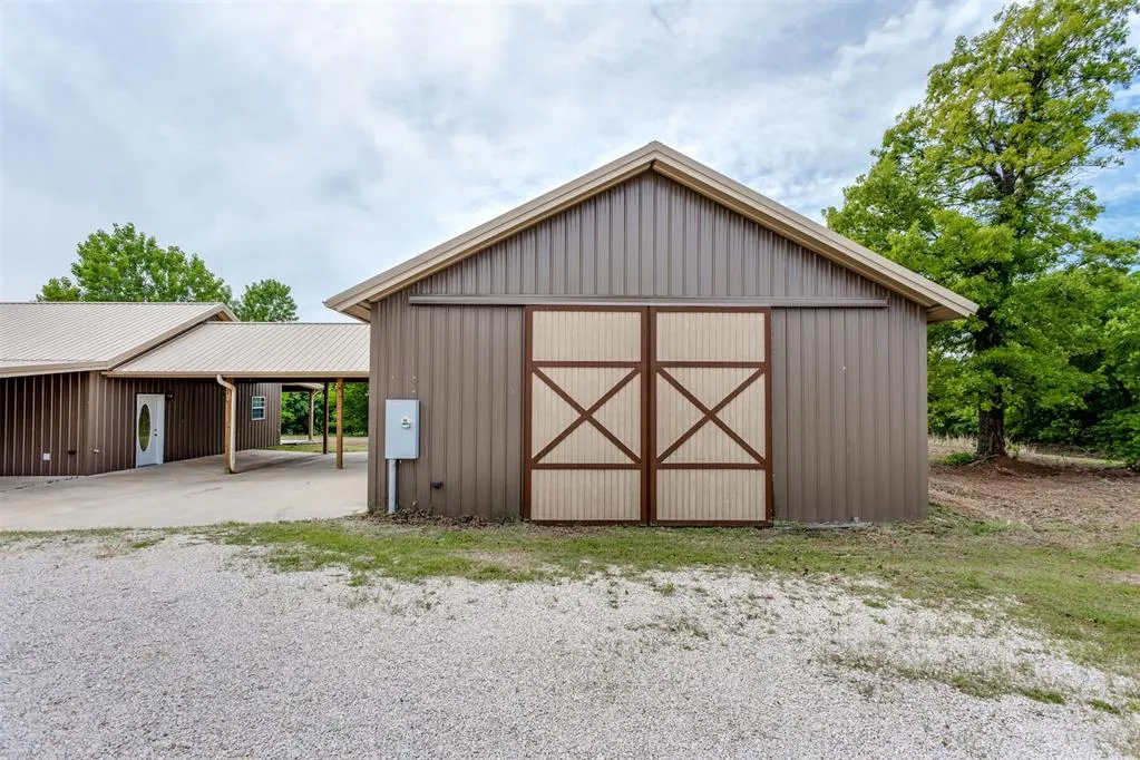 Photo 46 — 36003 45th Street, Shawnee, OK 74804