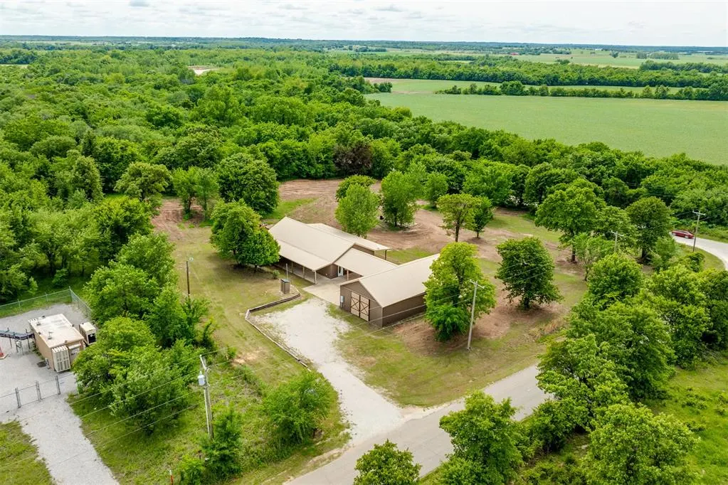 Photo 48 — 36003 45th Street, Shawnee, OK 74804