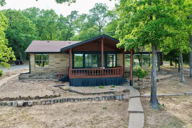 Photo 6 — 1888 Quail Drive, Eufaula, OK 74432