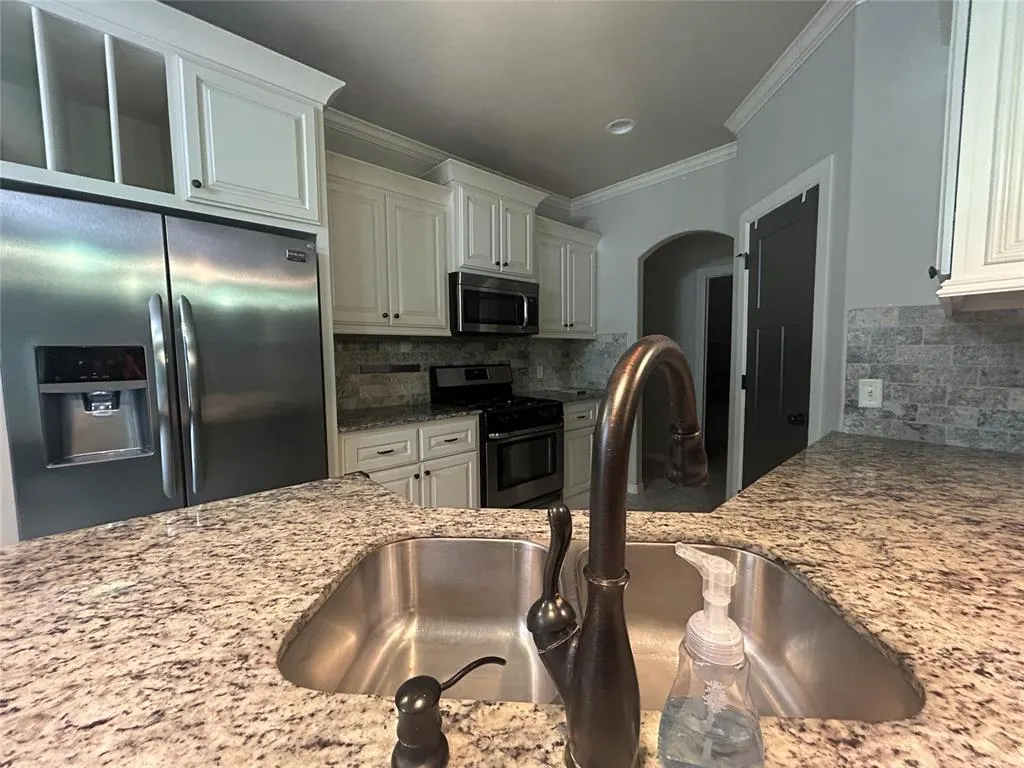 Photo 13 — 3504 First Capitol Circle, Guthrie, OK 73044