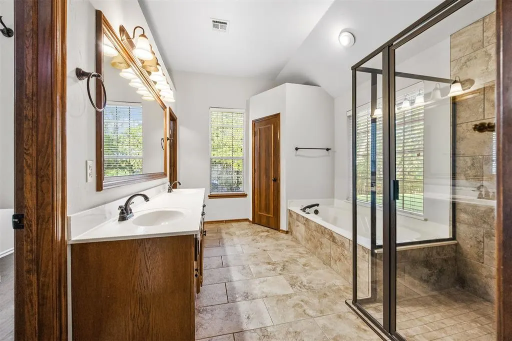 Photo 19 — 2617 Ashebriar Lane, Edmond, OK 73034