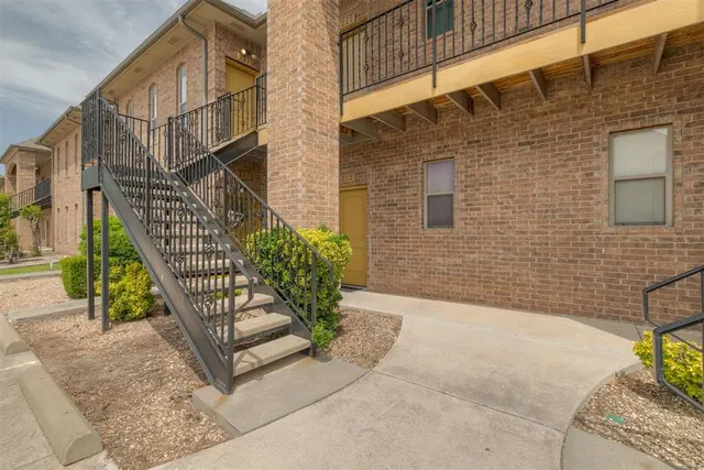 Photo 2 — 1812 Alameda Street 222, Norman, OK 73071