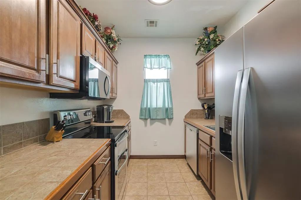 Photo 17 — 1812 Alameda Street 222, Norman, OK 73071