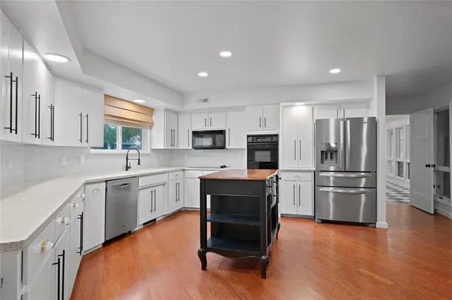 Photo 3 — 12716 Saint Andrews Drive, Oklahoma City, OK 73120