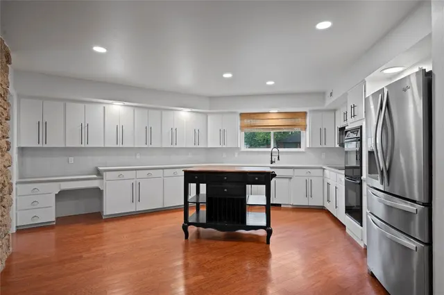 Photo 4 — 12716 Saint Andrews Drive, Oklahoma City, OK 73120