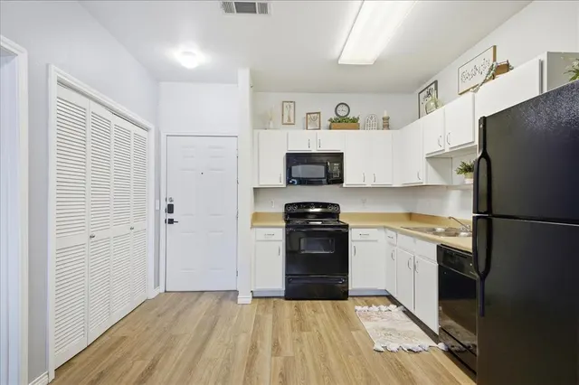 Photo 4 — 251 W Miller Avenue 411, Stillwater, OK 74075