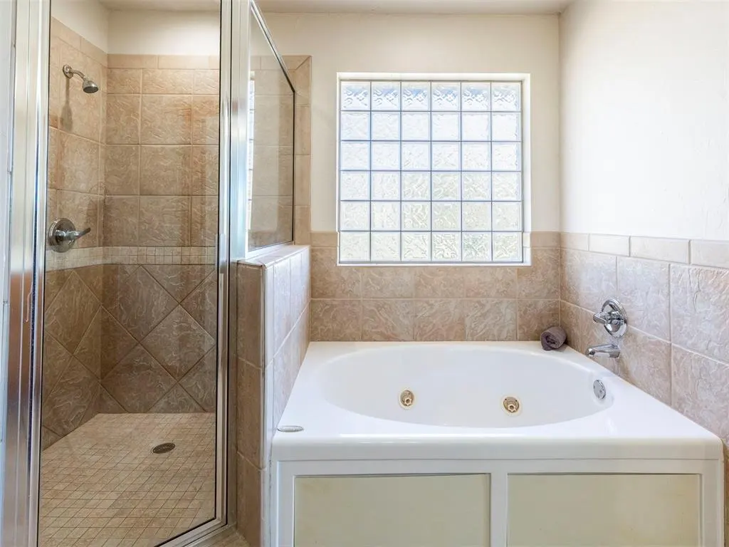Photo 18 — 2521 Shoreline Drive, Norman, OK 73026
