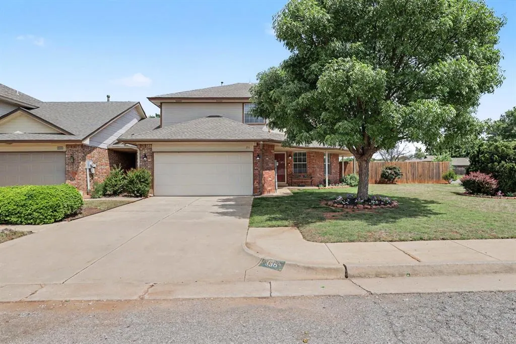 Front exterior — 336 Lariat Circle, Edmond, OK 73003