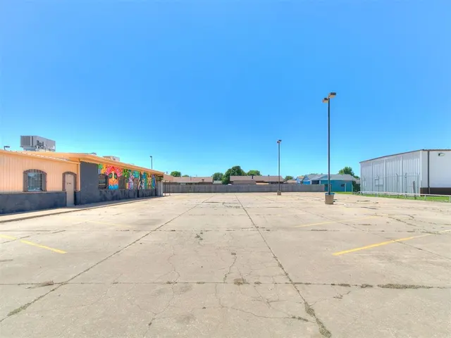 Photo 5 — 1901 SW 27th Street, El Reno, OK 73036