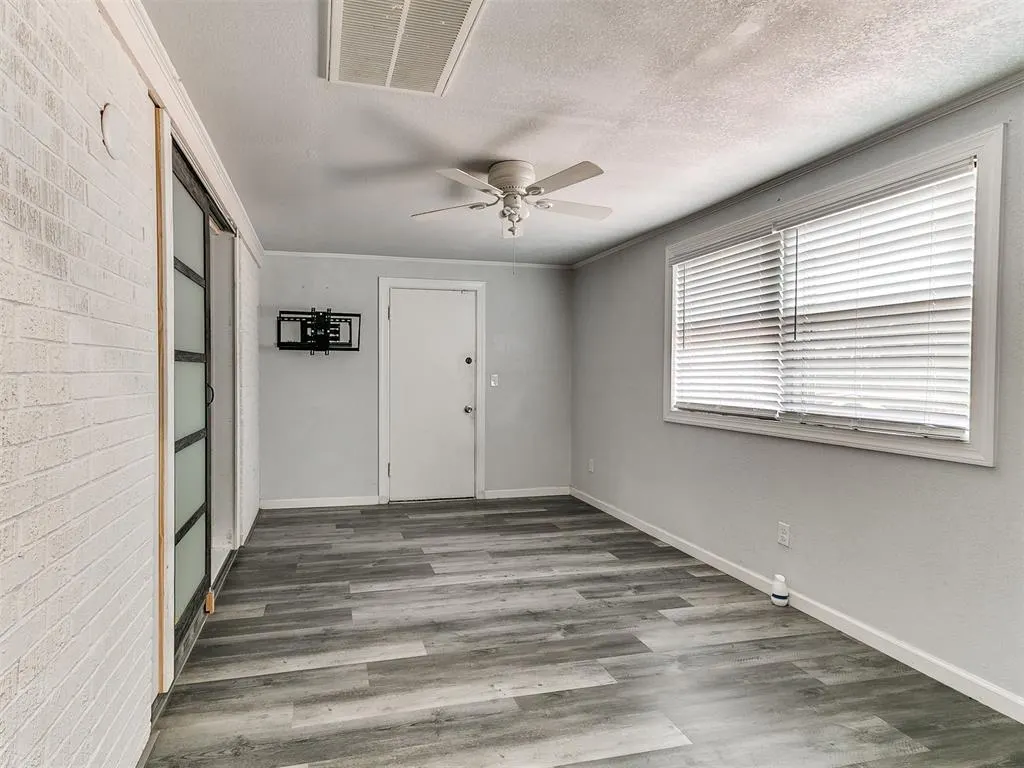 Photo 17 — 3211 NW 17th Street, Oklahoma City, OK 73107