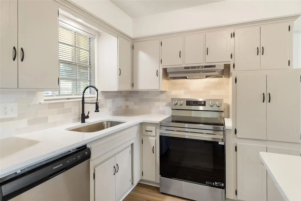 Photo 7 — 1205 SW 78th Terrace, Oklahoma City, OK 73139