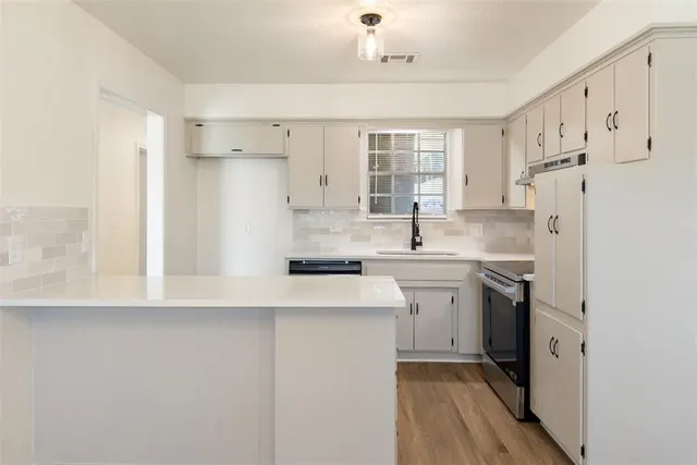 Photo 8 — 1205 SW 78th Terrace, Oklahoma City, OK 73139