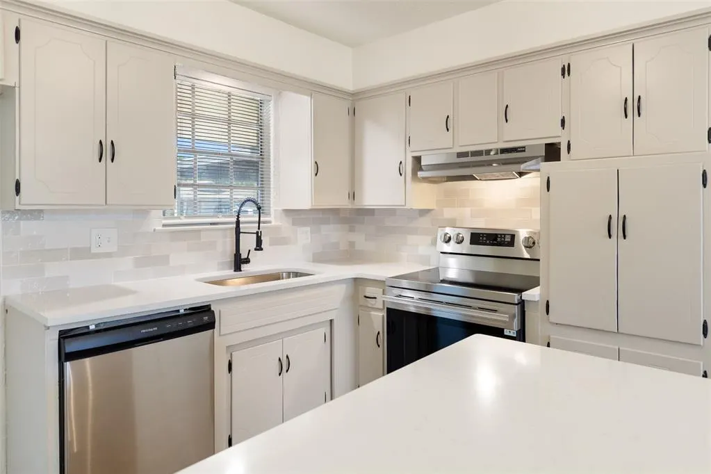 Photo 9 — 1205 SW 78th Terrace, Oklahoma City, OK 73139