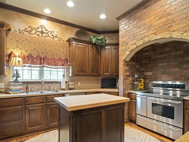 Photo 7 — 6808 SE 104th Street, Oklahoma City, OK 73165