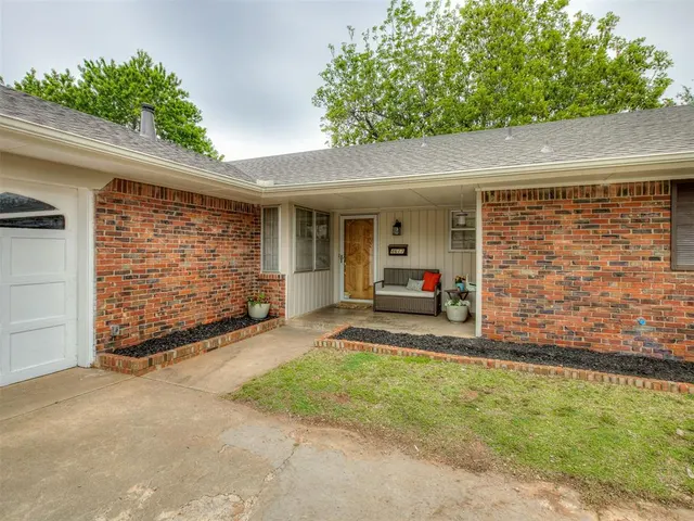 Photo 4 — 4617 NW 59th Terrace, Oklahoma City, OK 73122