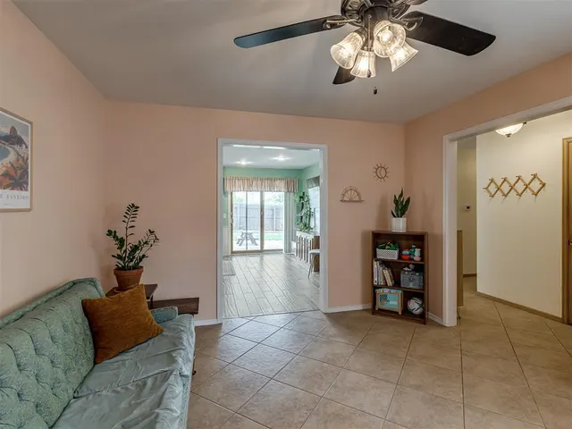Photo 6 — 4617 NW 59th Terrace, Oklahoma City, OK 73122