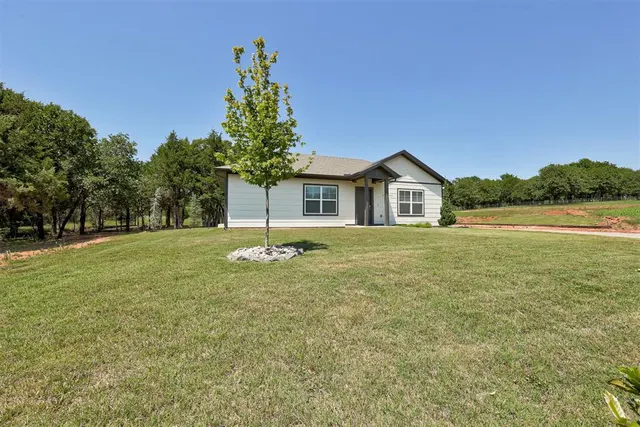 Photo 4 — 332252 E Caprock Drive, Wellston, OK 74881