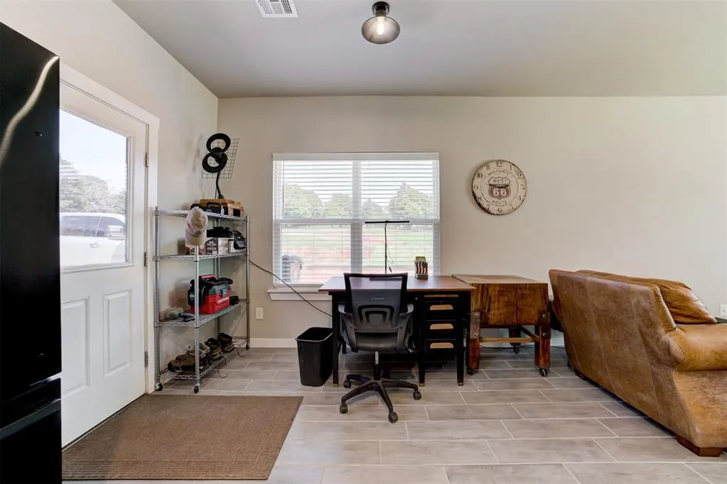 Photo 13 — 332252 E Caprock Drive, Wellston, OK 74881