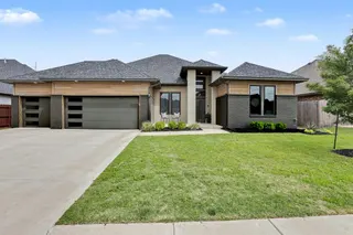 Sold home at 9321 NW 84th Terrace