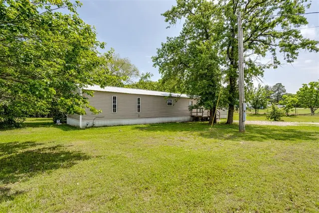 Photo 2 — 1001 Wildfire Drive, Norman, OK 73026
