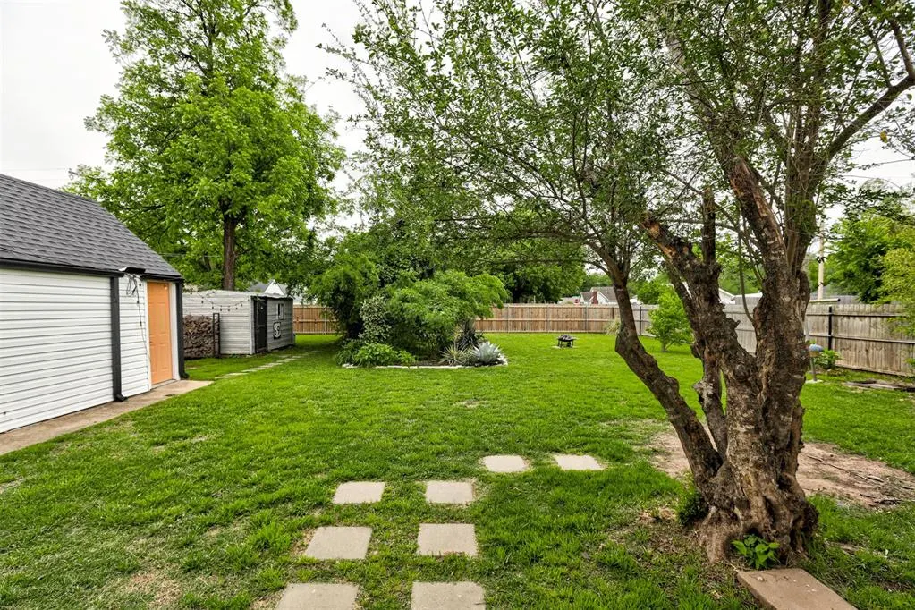 Photo 37 — 430 Iowa Street, Norman, OK 73069