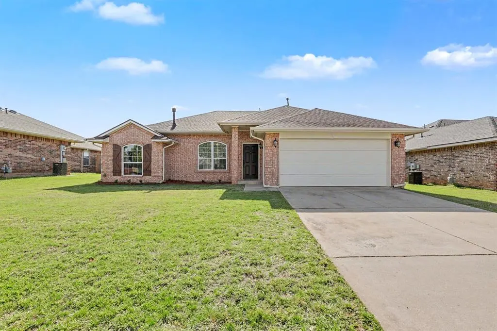 Front exterior — 8129 Azurewood Drive, Oklahoma City, OK 73135