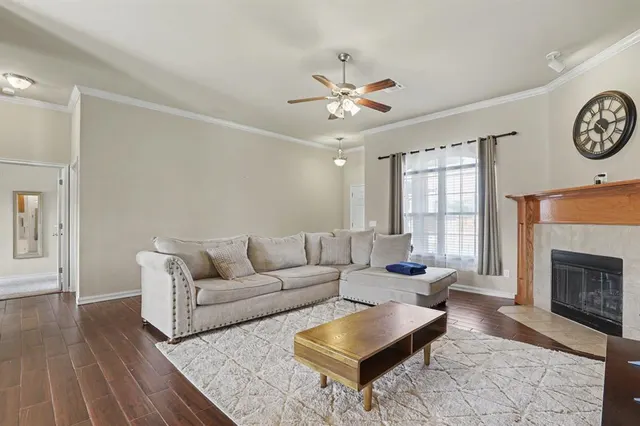 Photo 3 — 8129 Azurewood Drive, Oklahoma City, OK 73135
