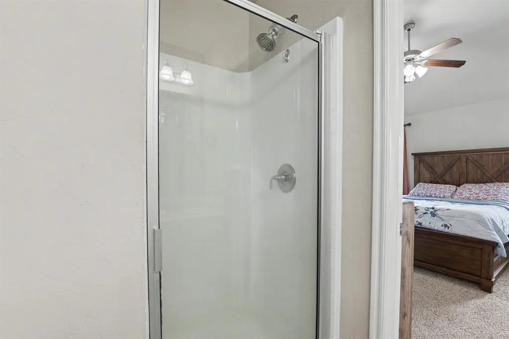 Photo 14 — 8129 Azurewood Drive, Oklahoma City, OK 73135
