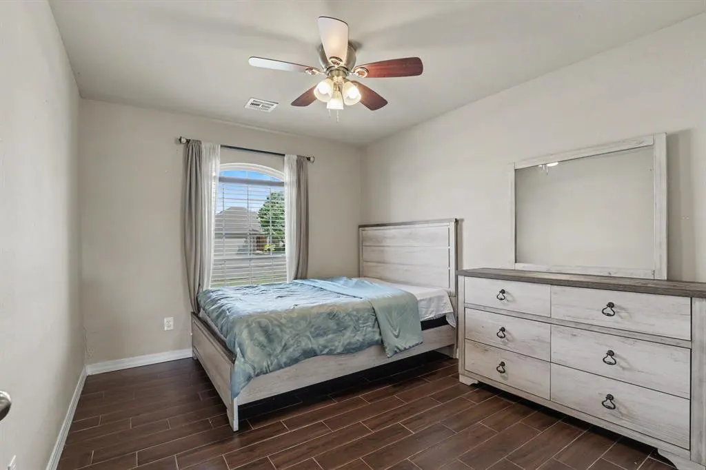 Photo 19 — 8129 Azurewood Drive, Oklahoma City, OK 73135
