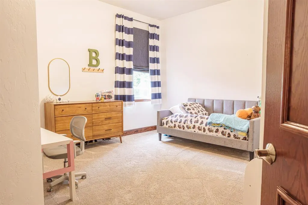 Photo 32 — 200 Alyssa Lane, Moore, OK 73160