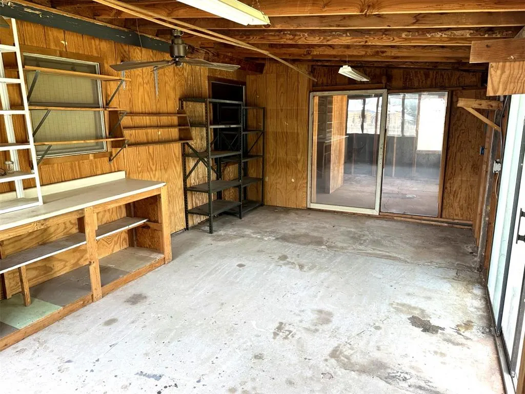 Photo 15 — 1105 S 13th Street, Clinton, OK 73601
