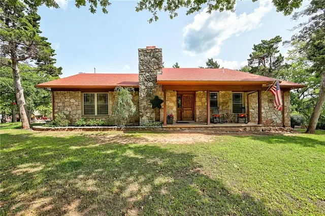 Photo 4 — 7900 N Bryant Avenue, Oklahoma City, OK 73131