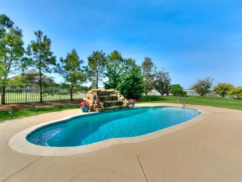 Photo 4 — 2612 NW 176th Street, Edmond, OK 73012