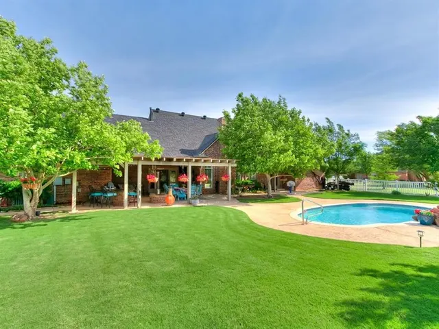 Photo 7 — 2612 NW 176th Street, Edmond, OK 73012