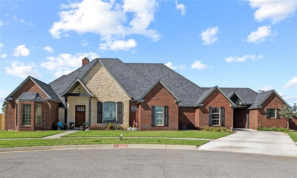 Front exterior — 3540 Callaway Drive, Weatherford, OK 73096